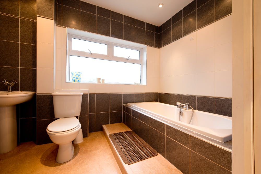 Dune House | Bathroom