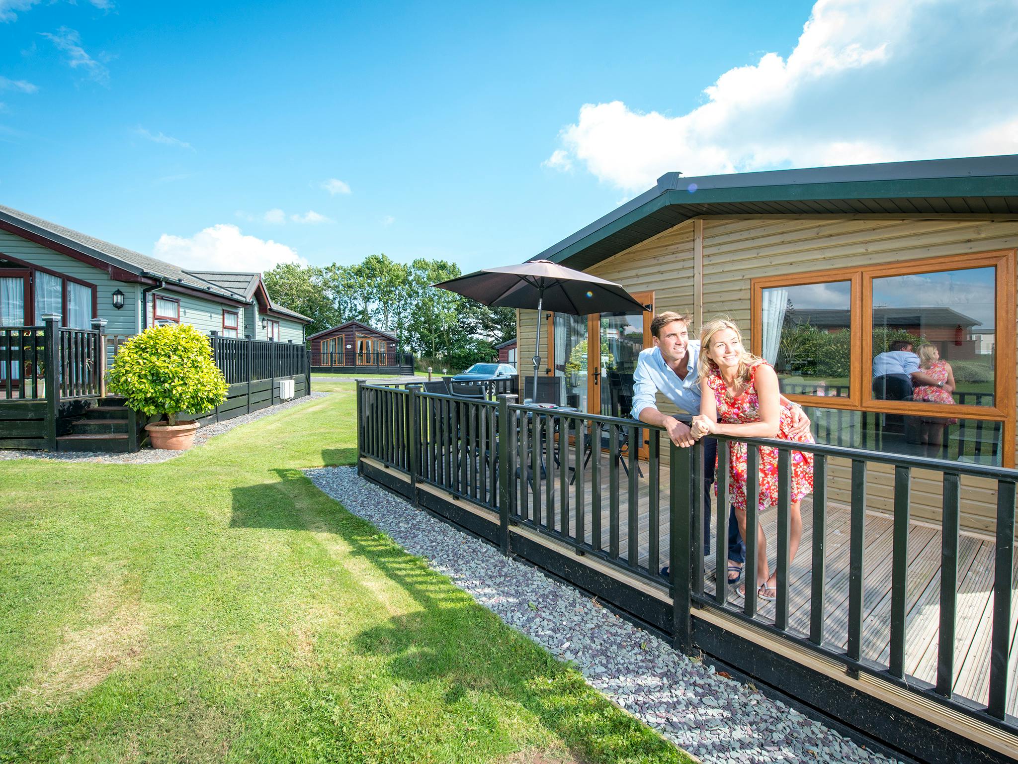 lodge with balcony | Cornwall