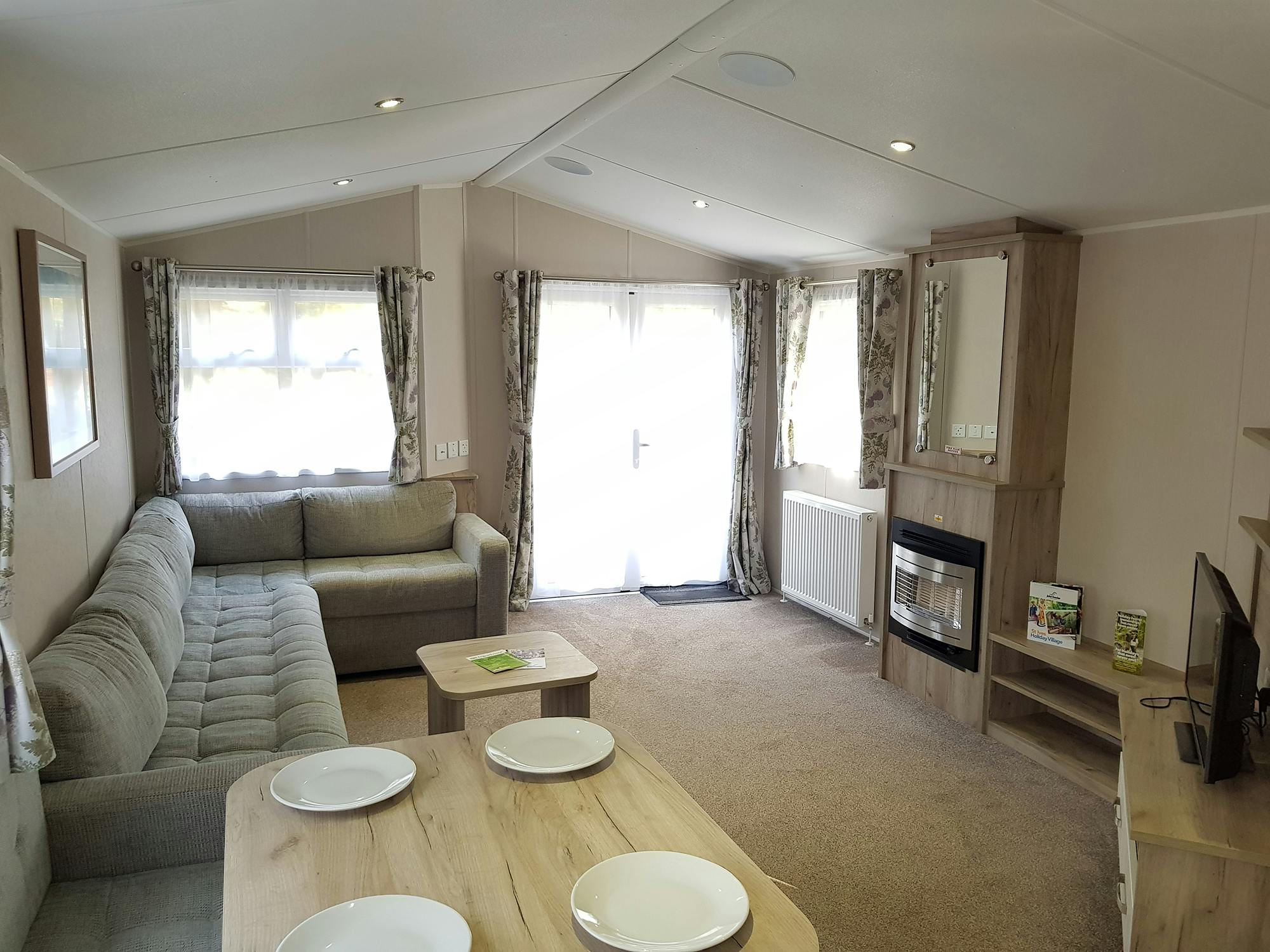 Hot Tub Caravan Lodge