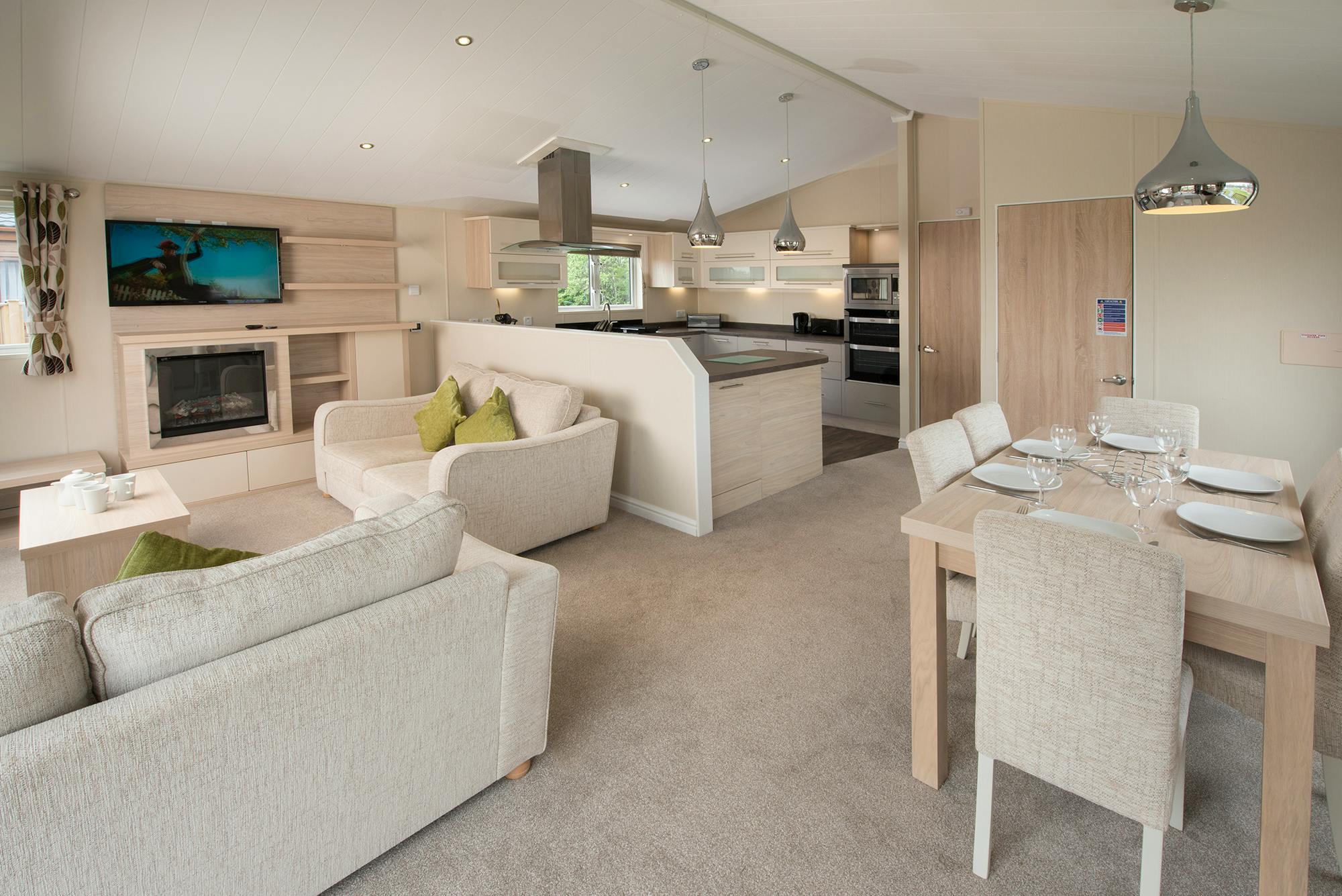 Platinum Hot Tub Lodge