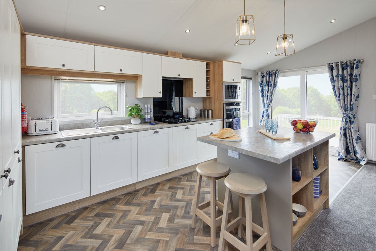 Kitchen 2 ¦ 3 bed platinum hot tub lodge