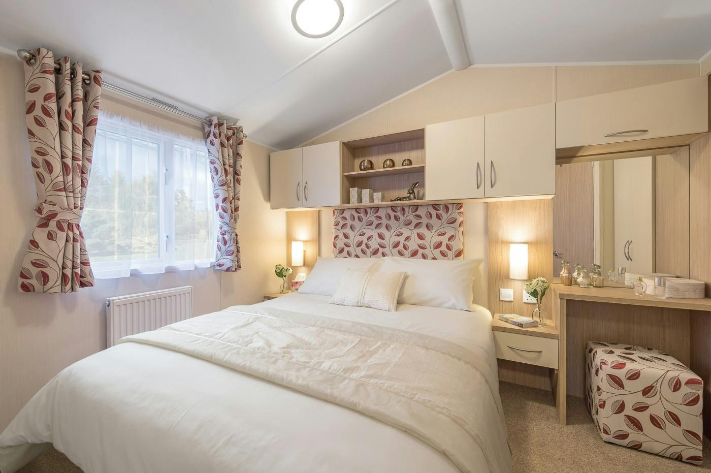 Master bedroom ¦ 2 Bed Silver Caravan Plus