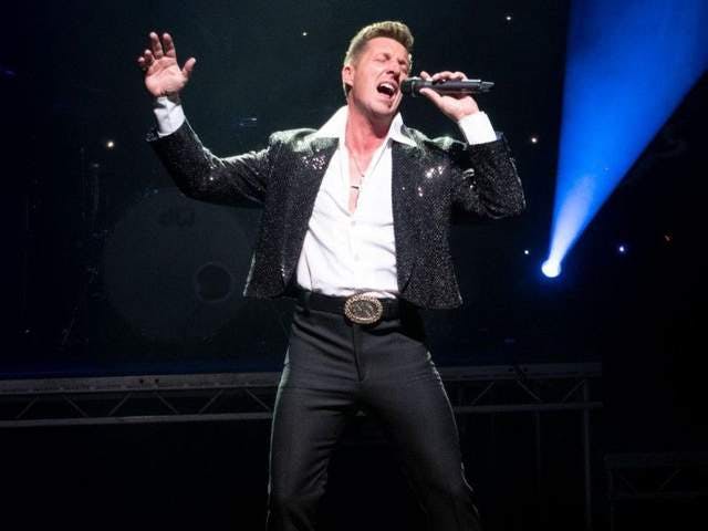 Glen Leon Decades Show