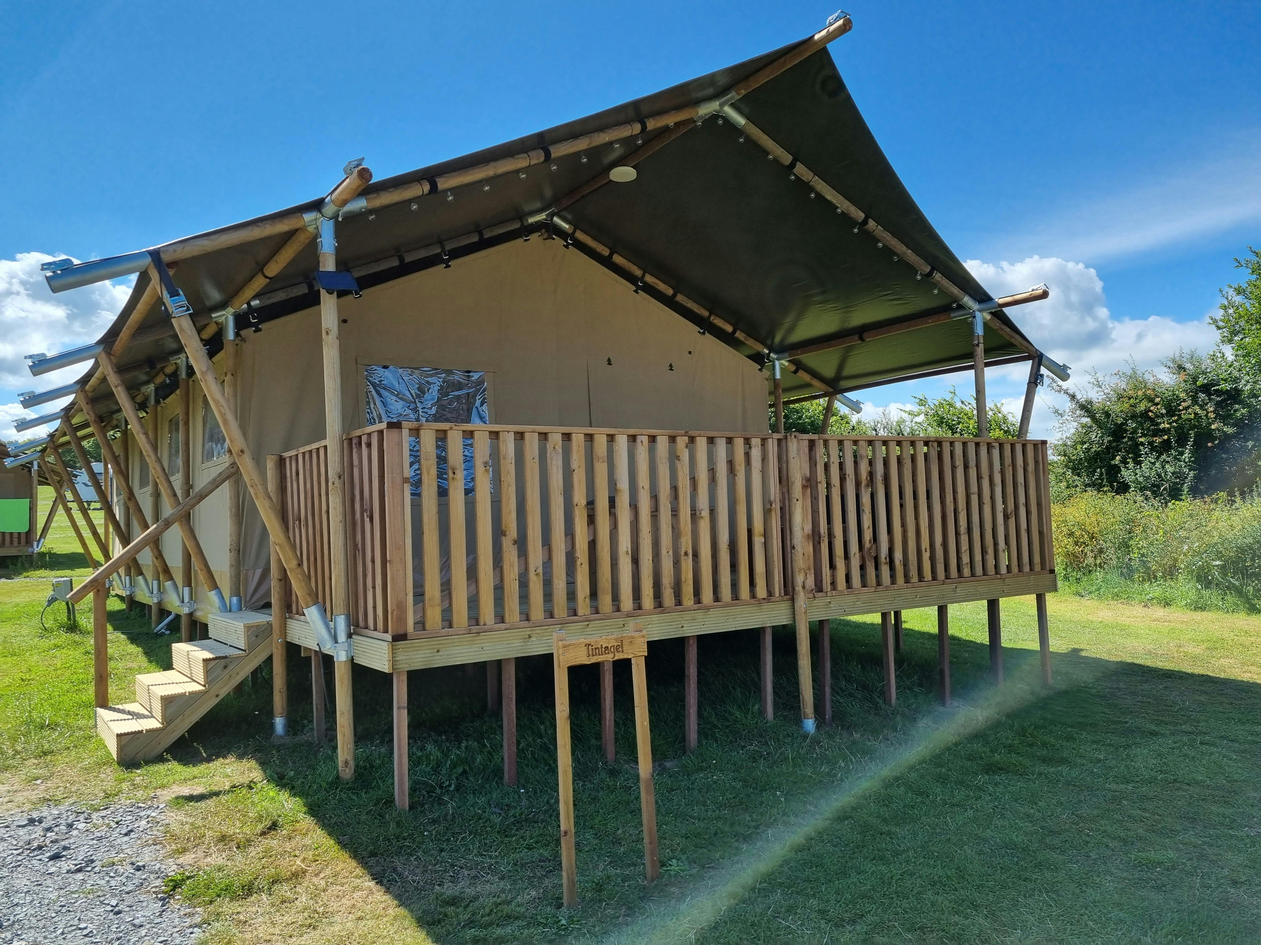Exterior ¦ Safari Tent plus
