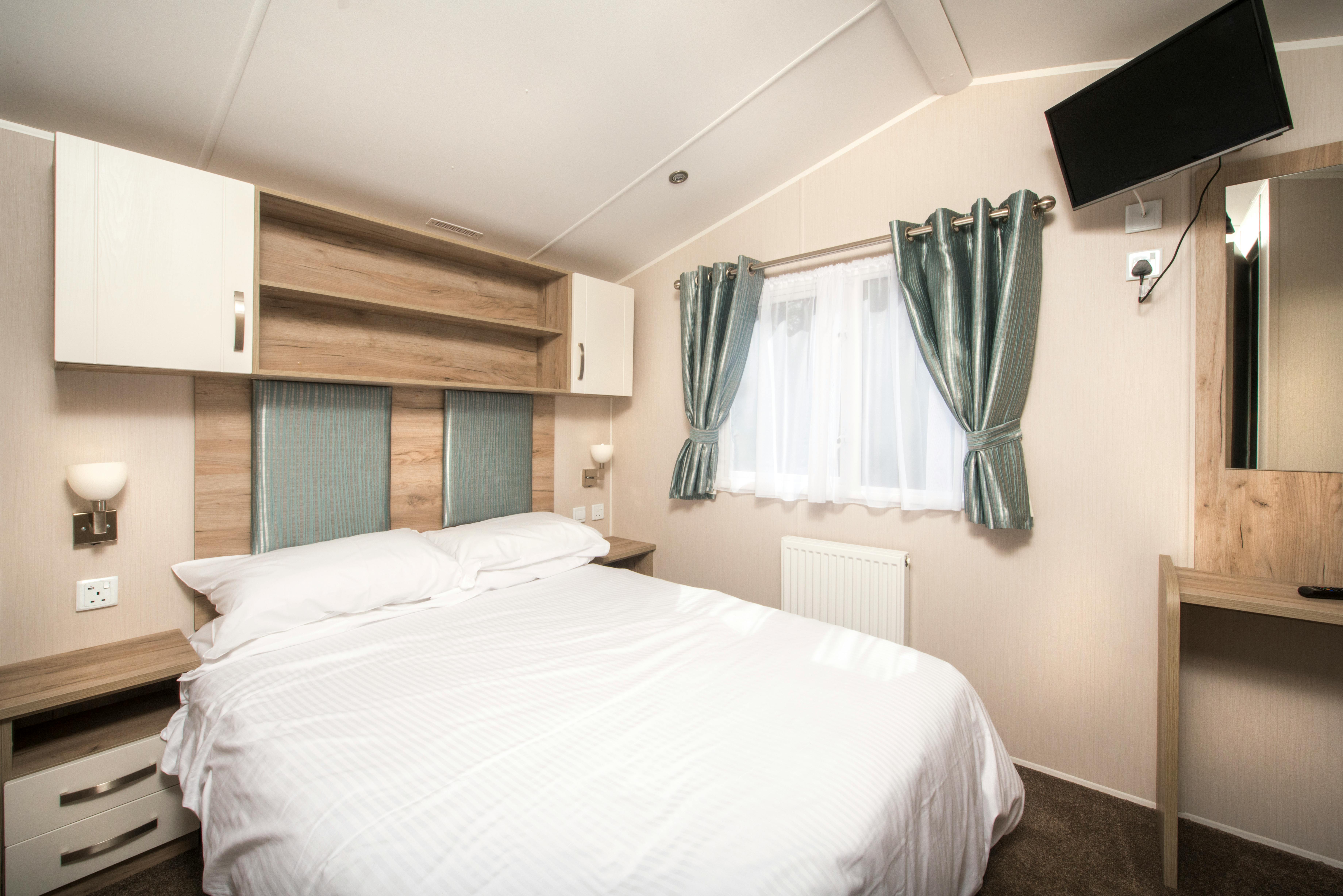 Master Bedroom | Silver Caravan