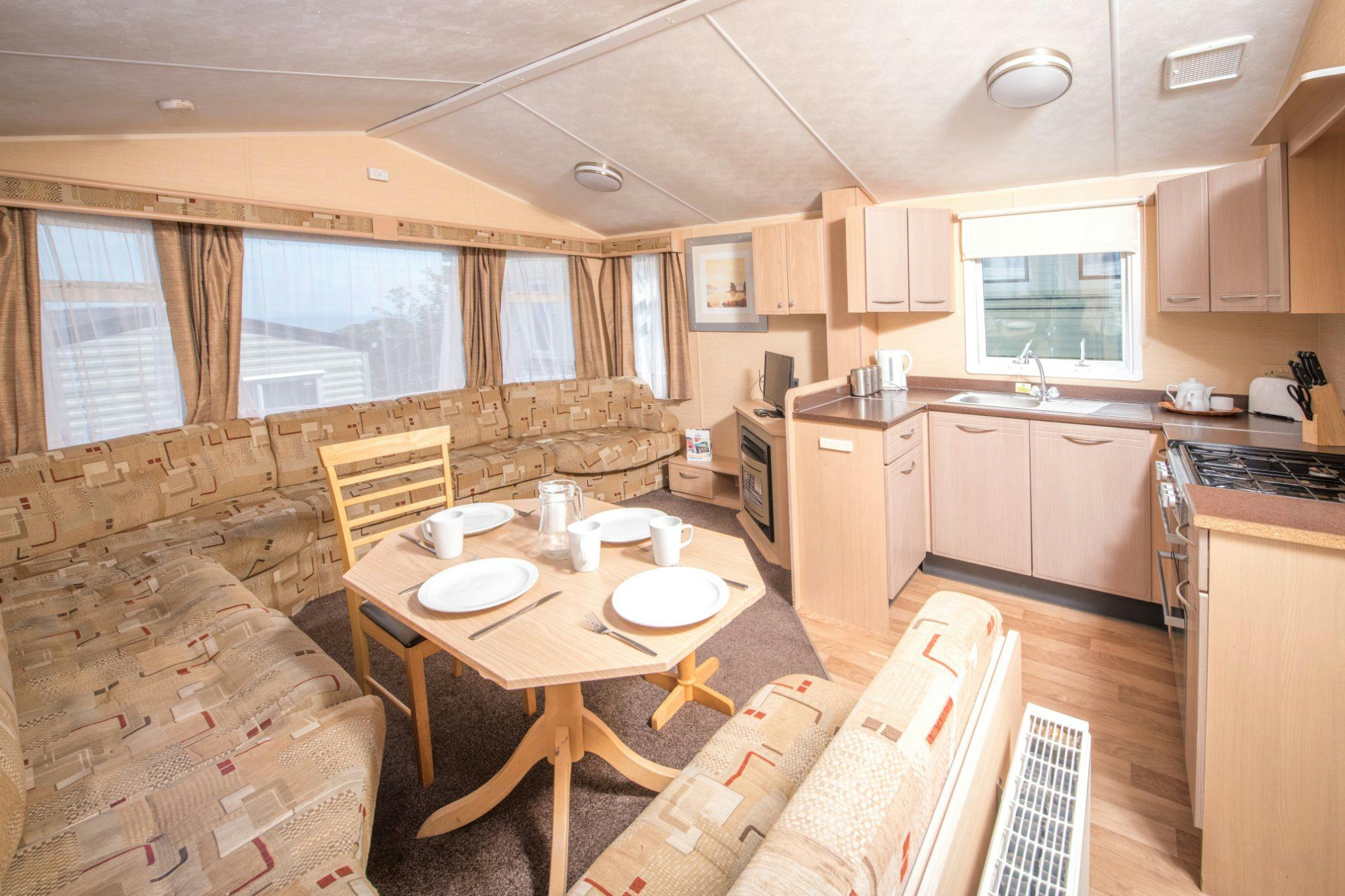 Budget Caravan | Caravan Holidays