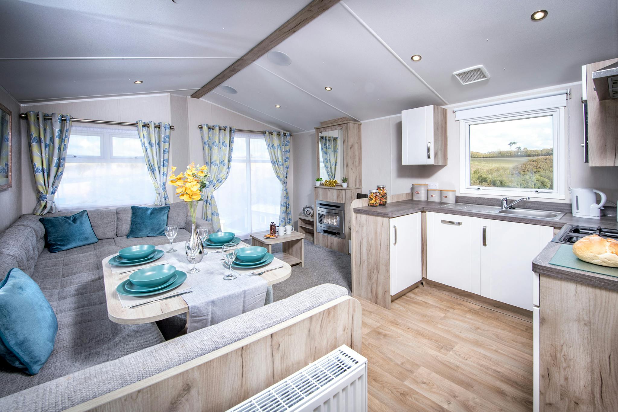 Lounge Area | Gold Caravan