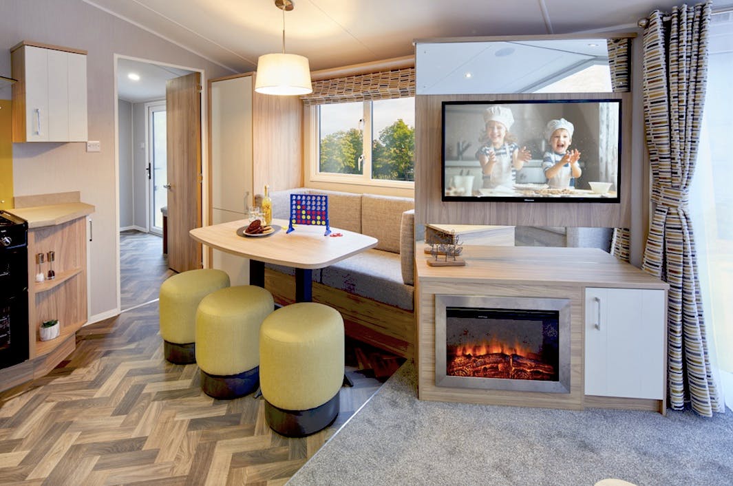 Dining area ¦ 3 bed platinum plus