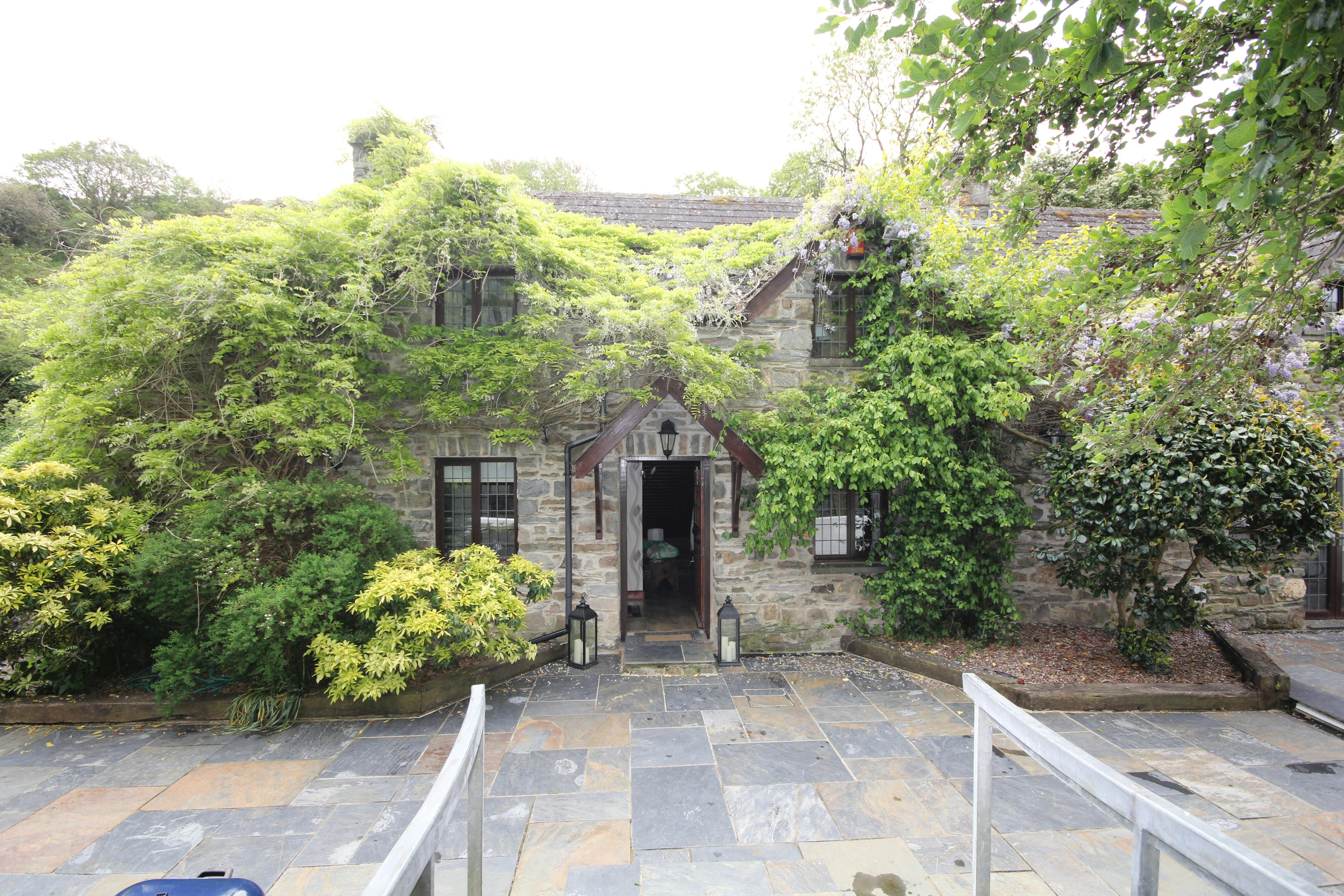 Entrance ¦ Old Millers Cottage