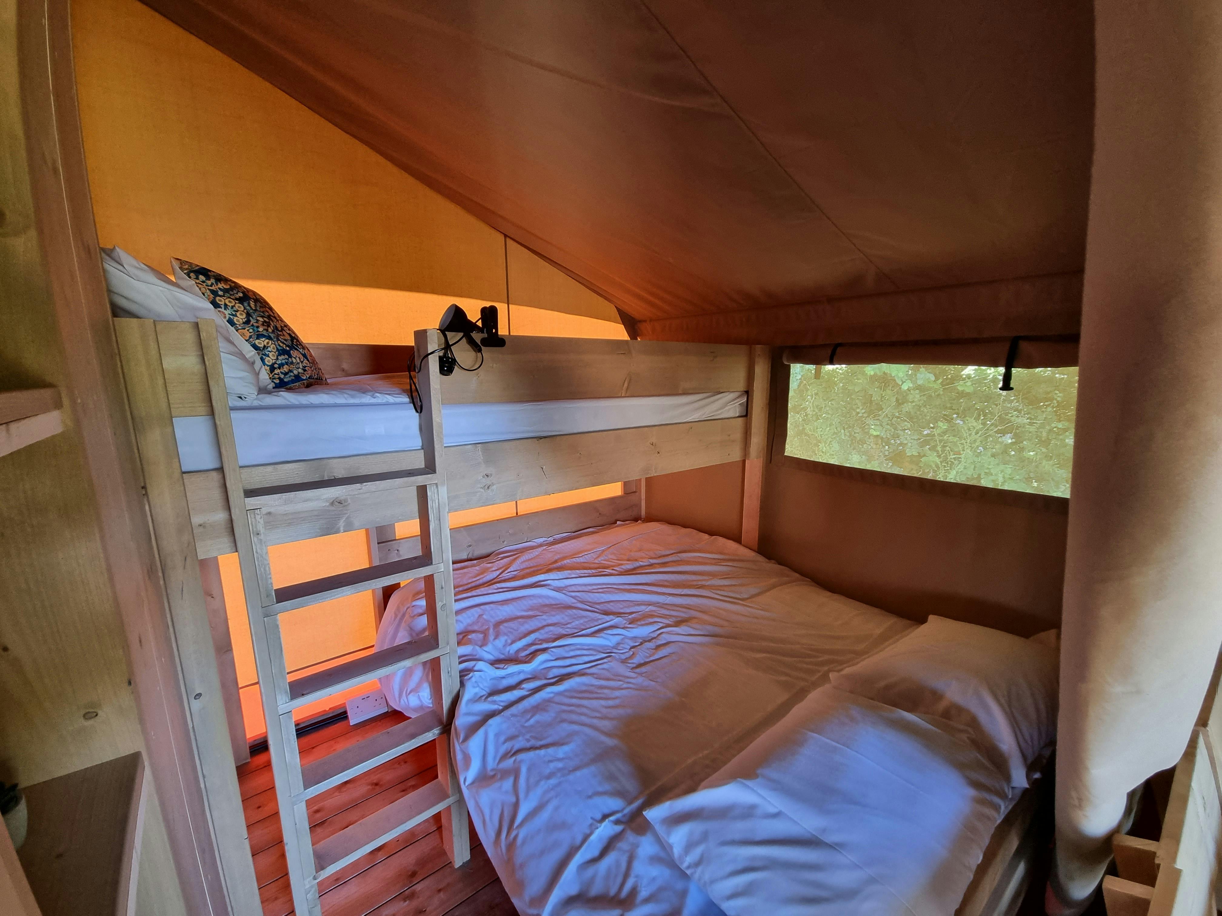 Triple Room ¦ Comet Safari Tent