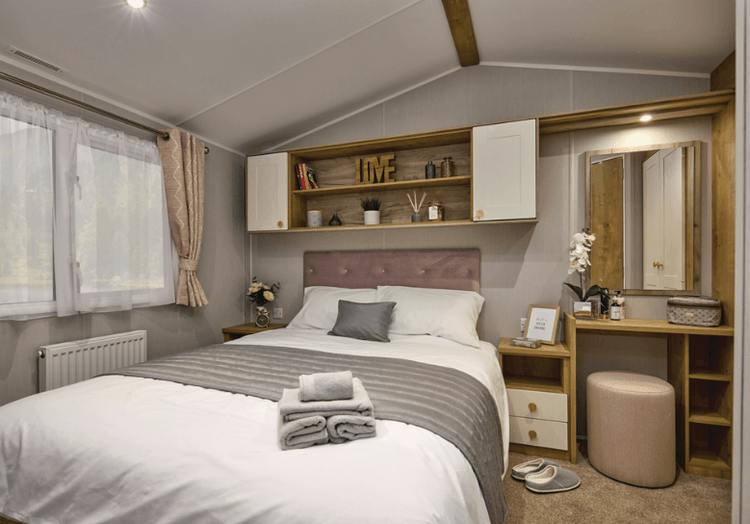Bedroom ¦ Platinum Plus Caravan