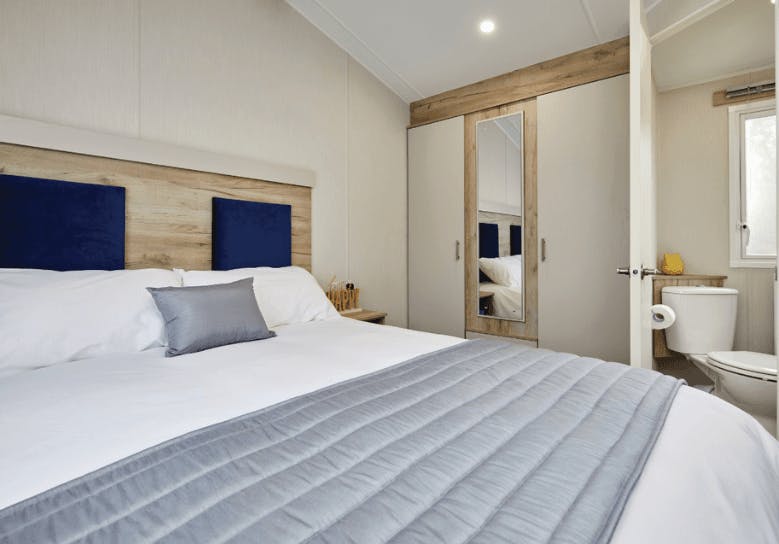 Master bedroom ¦ Pet Friendly Caravan accommodation