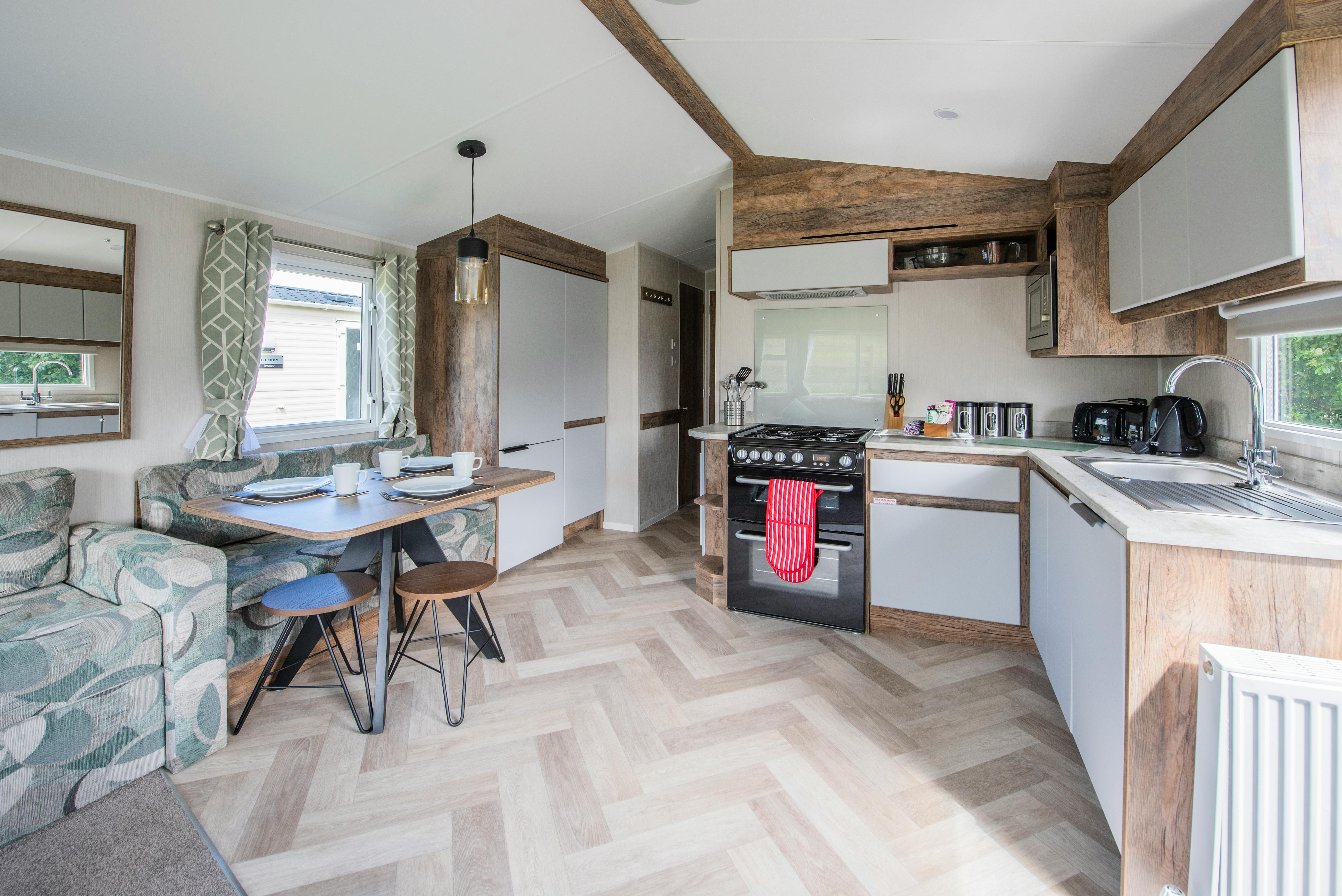 Kitchen ¦ 2 Bed Gold Caravan Pet Friendly