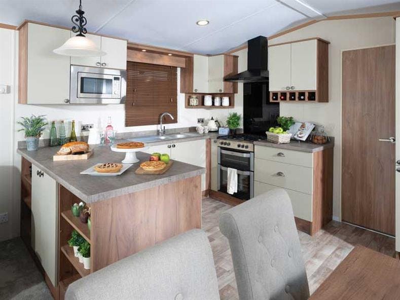 Kitchen ¦ Gold Plus Caravan Holiday