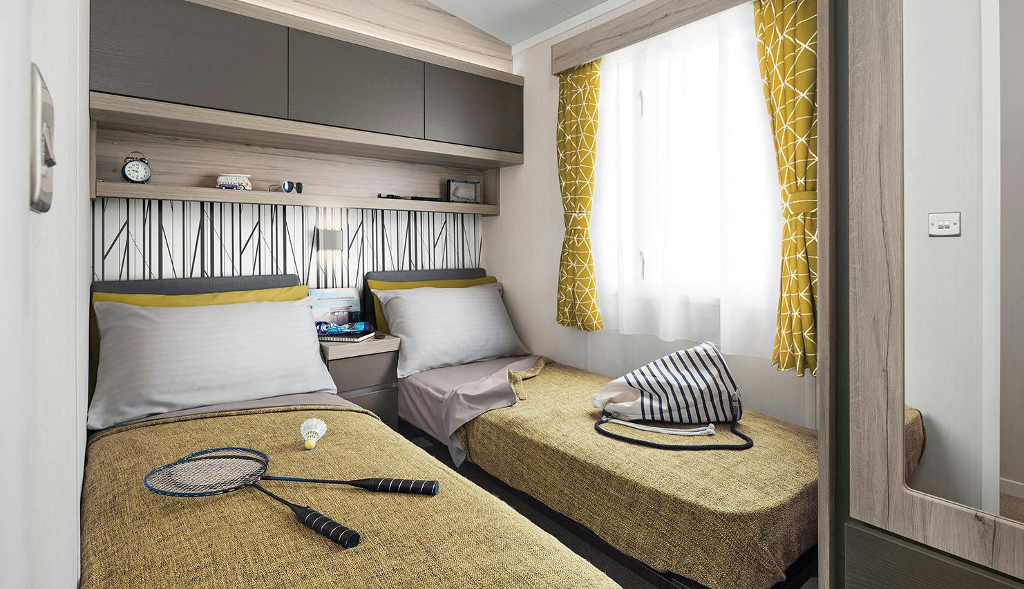 Twin bedroom