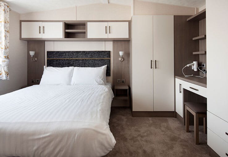 Plus Caravan  | double bedroom