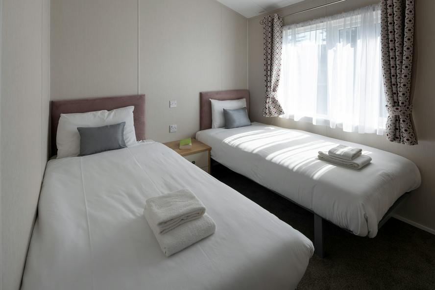 Ruda Lodge | Twin bedroom