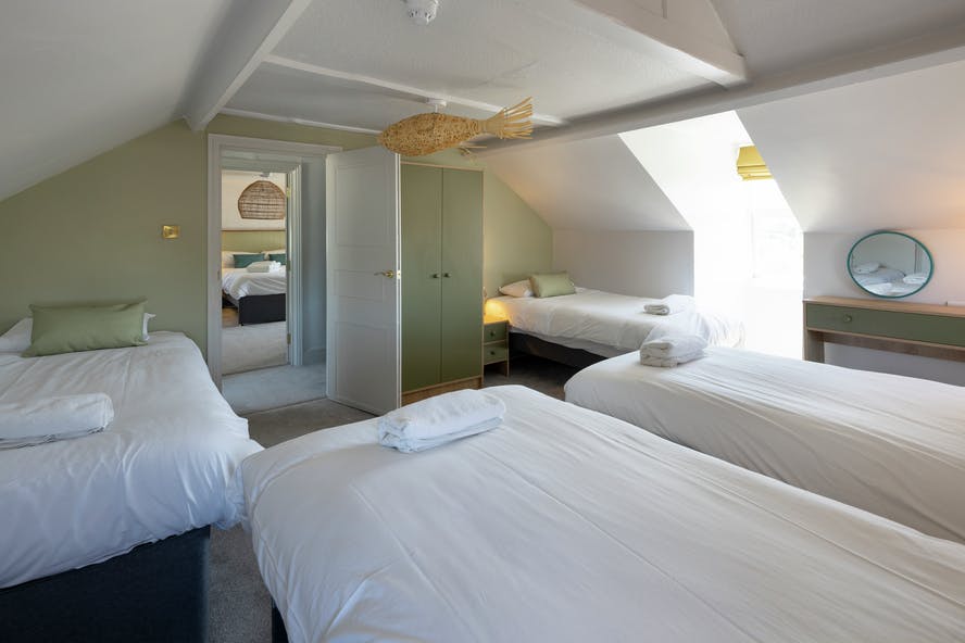 Lundy House | Family bedroom