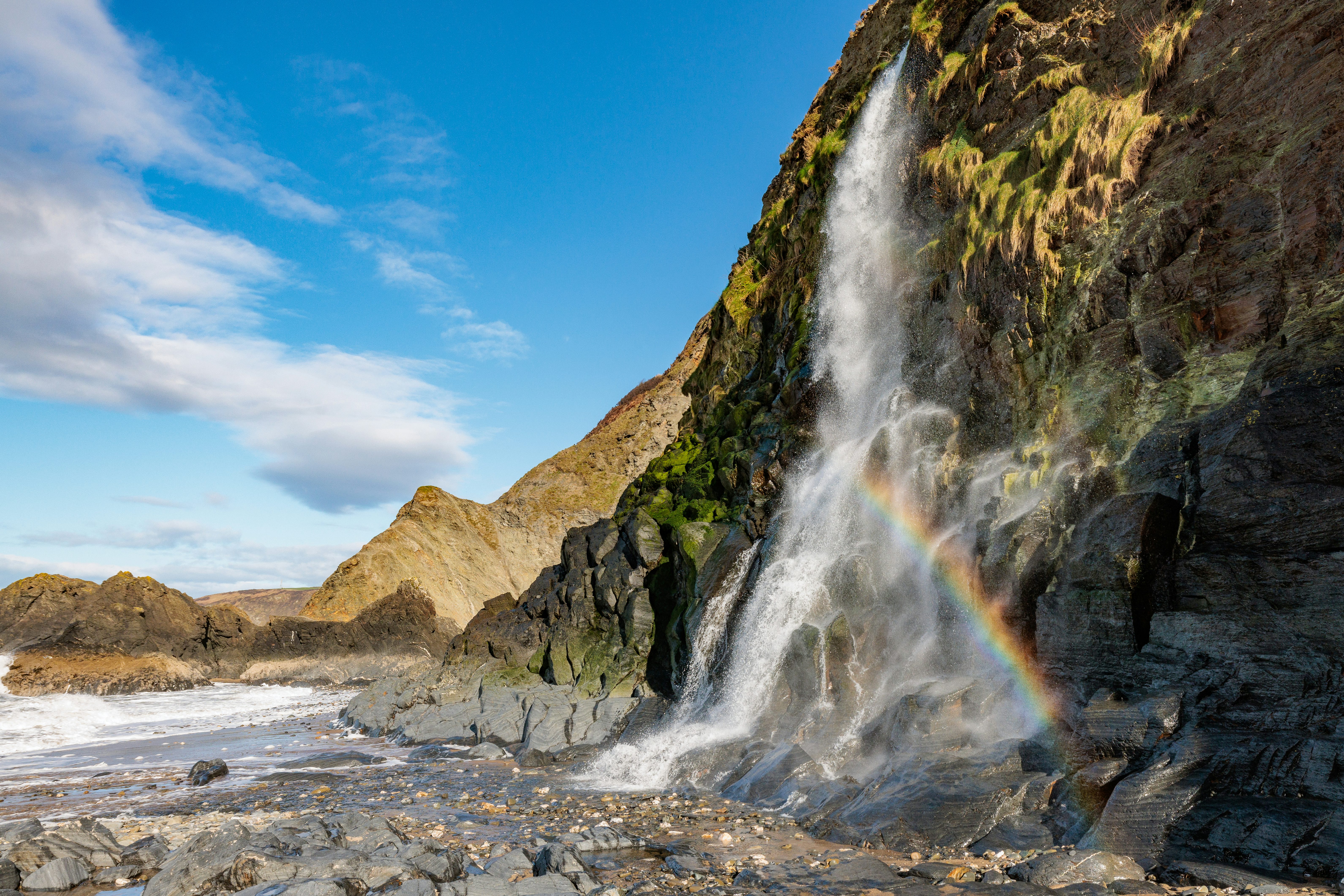 Family holidays Wales. Caravan parks in Wales. Hot tub lodges. Pet-friendly caravan parks.