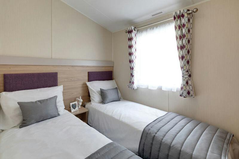 Twin bedroom