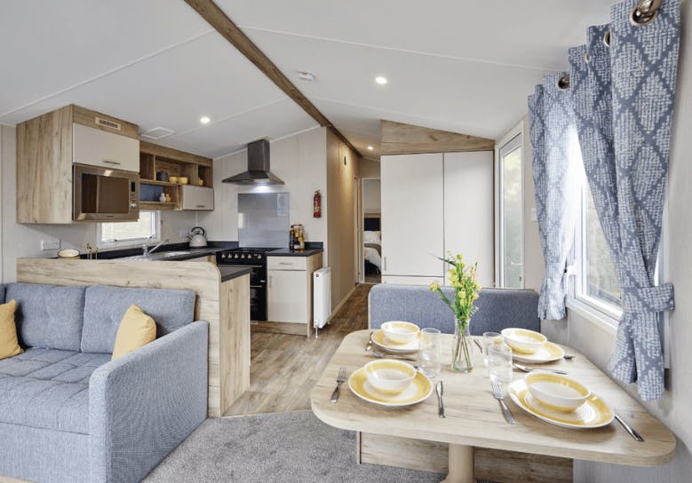 3 Bedroom Gold Hot Tub Caravan