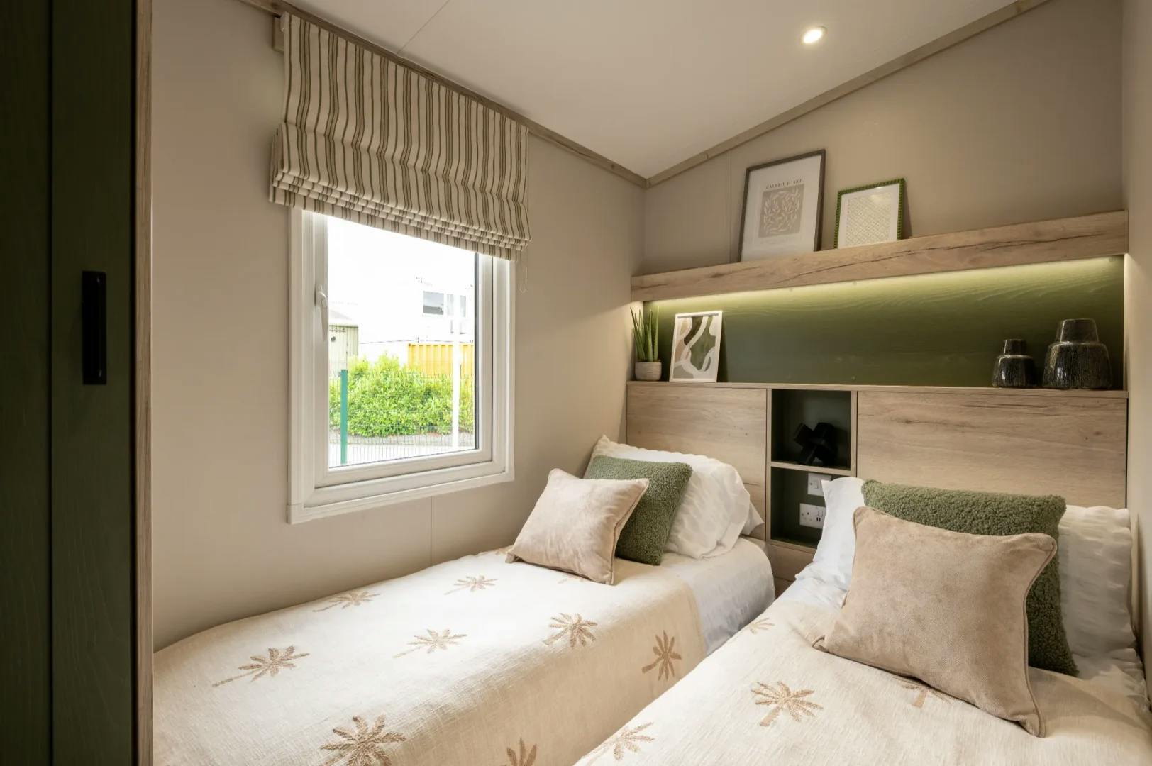 Twin bedroom