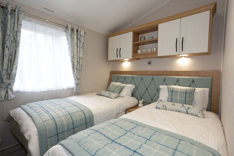 Twin bedroom