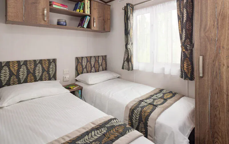 Twin bedroom
